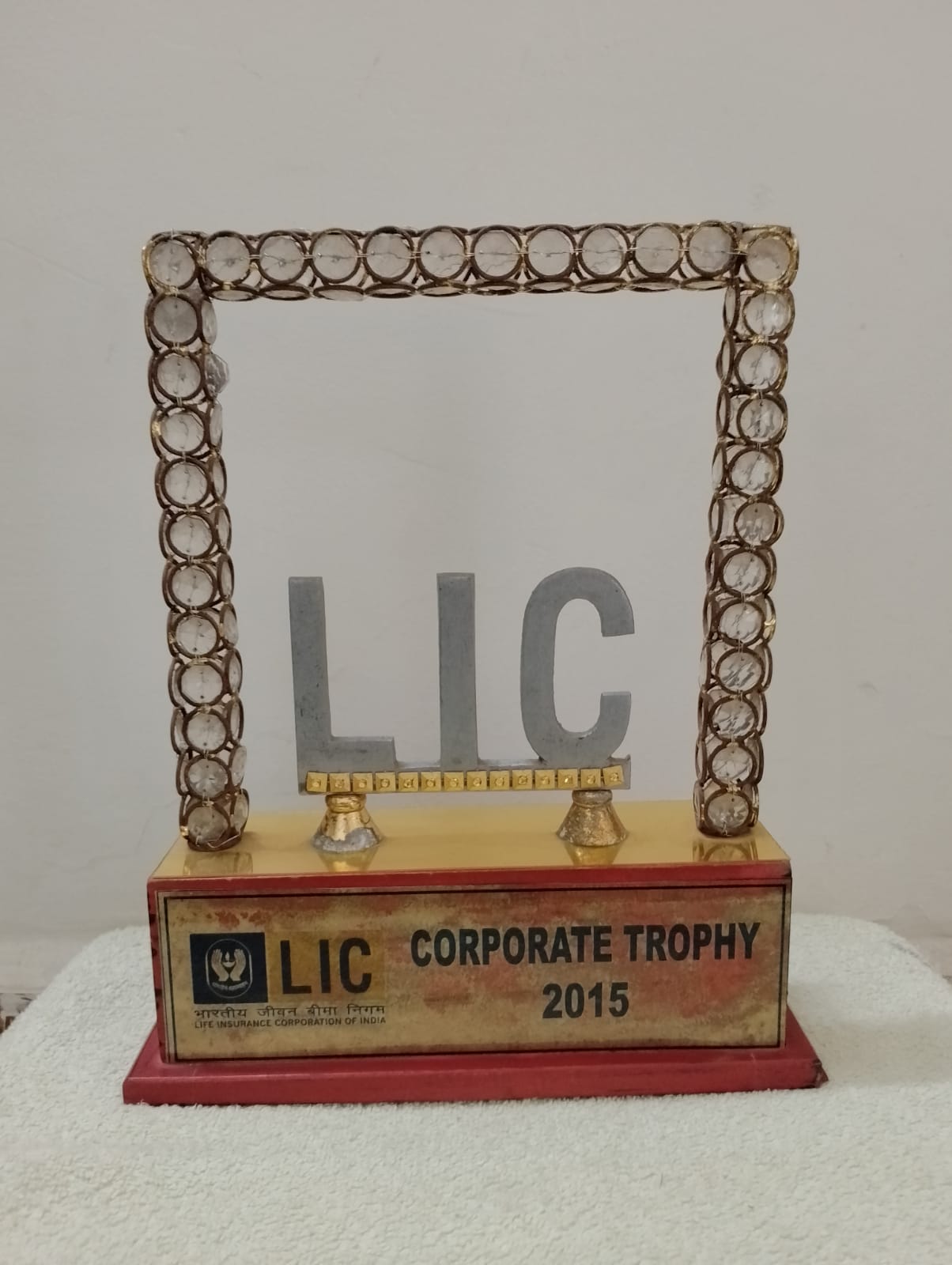 CORPORATE TROPHY BY DIVISION OFFICE YEAR 2015